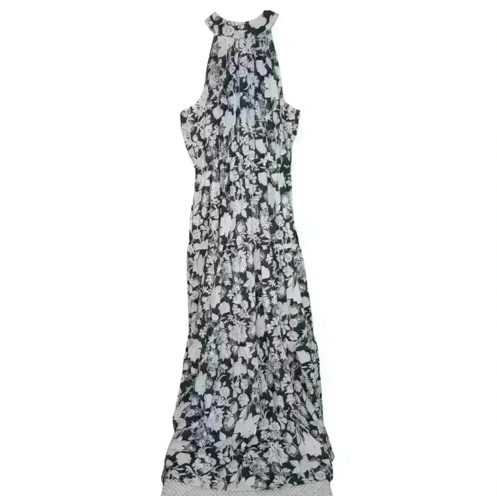 Long Sleeveless Halter Floral Print Maxi Dress with belt Dark Green and White